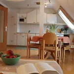 Zum Landesteg *
