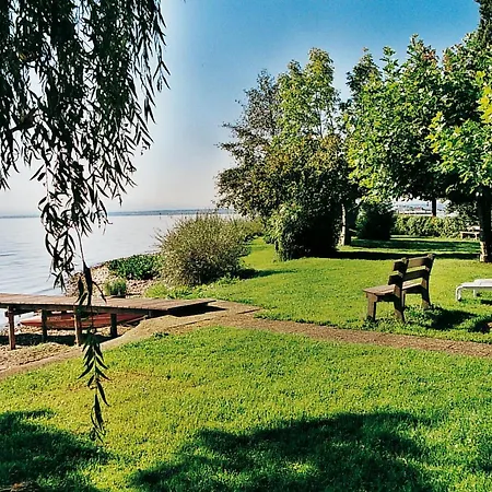 Gaestehaus Zum Landesteg * 이멘슈타트암보덴지