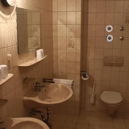 Gaestehaus Zum Landesteg 이멘슈타트암보덴지