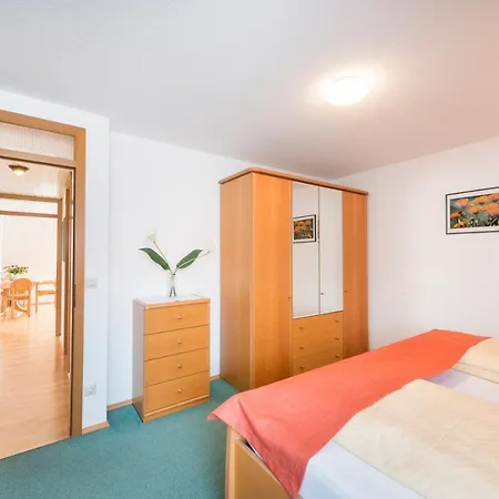 아파트 Gaestehaus Zum Landesteg *